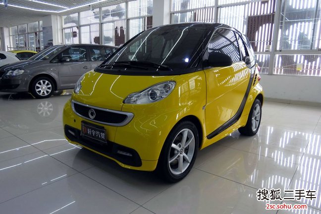 smartfortwo2013款1.0T 硬顶激情版