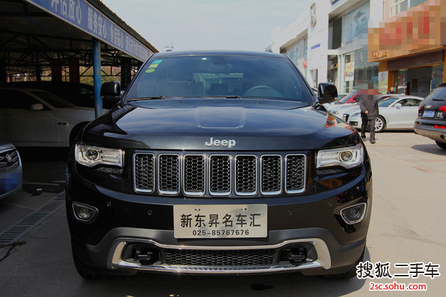 Jeep大切诺基2015款3.0L 舒享导航版