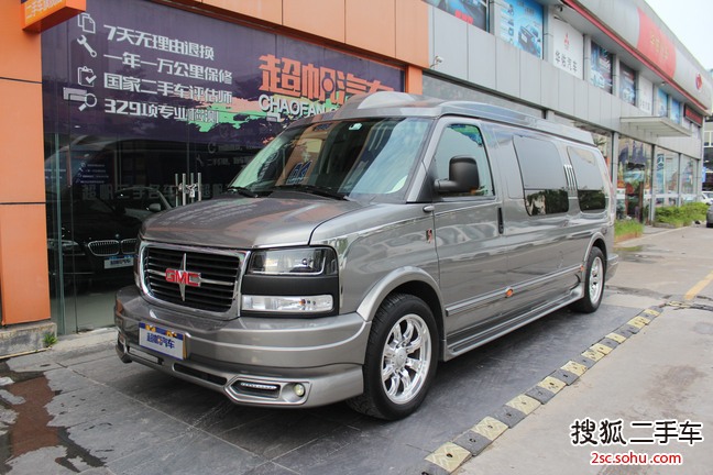 GMC Savana2013款6.0L 2500S运动版10座