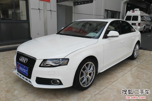 奥迪A4L2010款2.0TFSI 舒适型