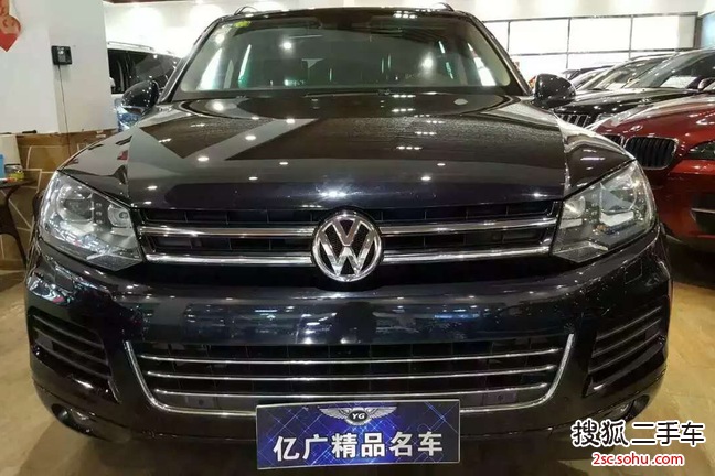 大众途锐2013款3.0TSI V6 限量奢华版