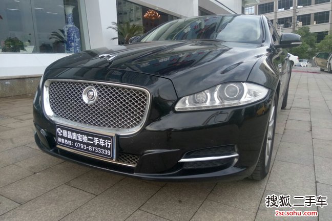 捷豹XJ2013款XJL 3.0 SC 全景商务版