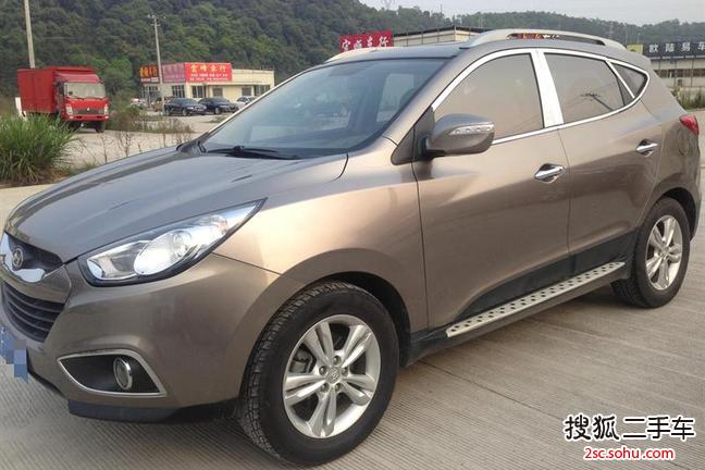 现代ix352010款2.0L 自动两驱精英版GLS 