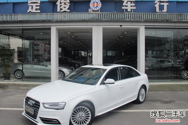 奥迪A4L2015款35 TFSI 自动舒适型