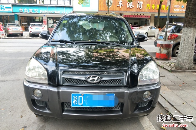 现代途胜2009款2.0L 自动两驱舒适天窗型