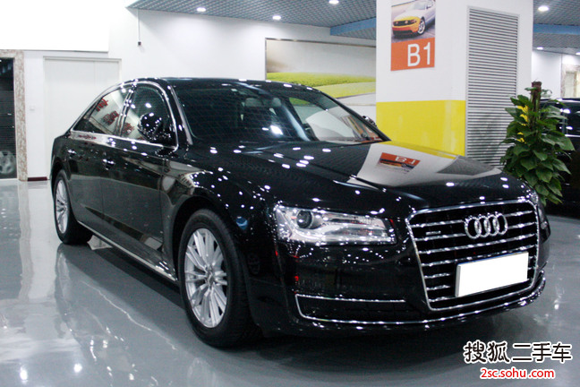 奥迪A8L2014款45 TFSI quattro舒适型