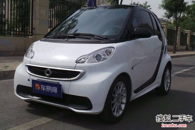 smartfortwo2013款1.0 MHD 硬顶巧克力特别版