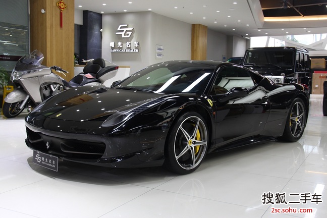 法拉利4582011款4.5L Italia