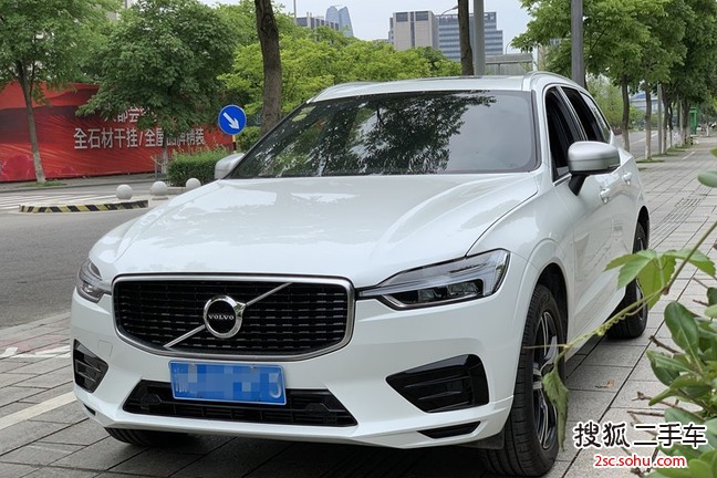 沃尔沃XC602018款T5 四驱智远运动版