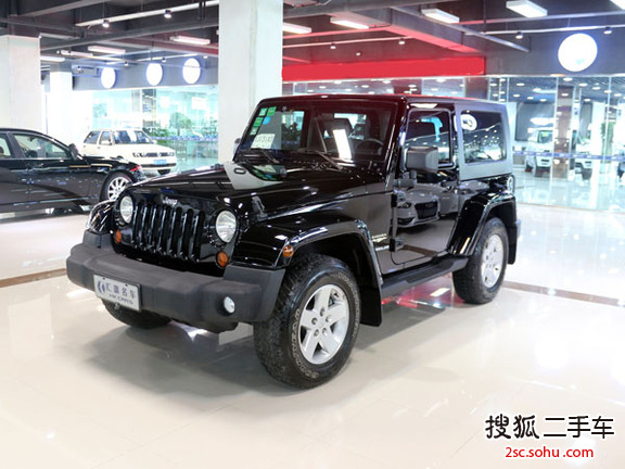 Jeep牧马人两门版2010款3.8L 撒哈拉