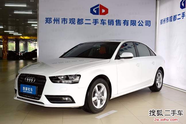 奥迪A4L2013款30 TFSI 自动舒适型