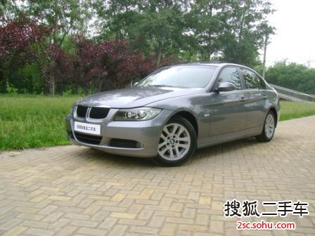 宝马3系2010款320i 时尚型