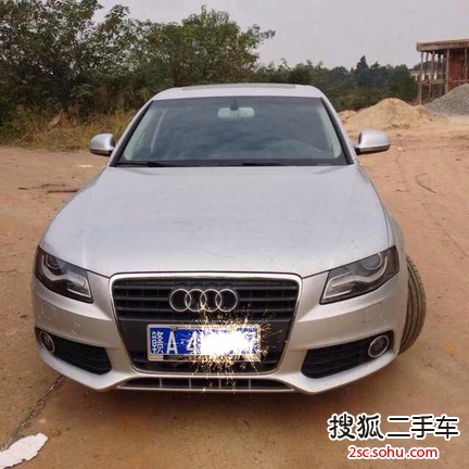 奥迪A4L2011款2.0TFSI 舒适型