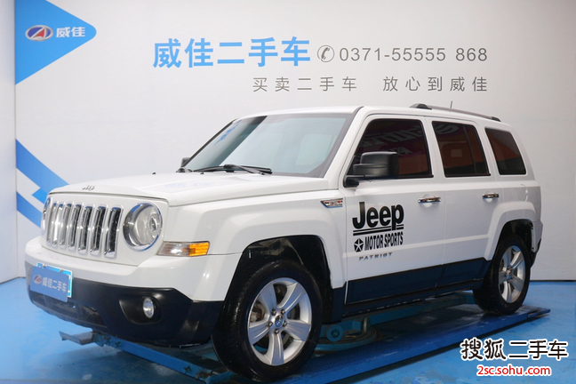 Jeep自由客2012款2.4 豪华版