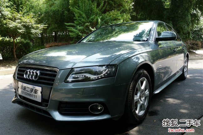 奥迪A4L2009款2.0TFSI 豪华型