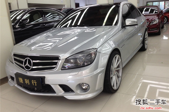 奔驰C63 AMG2010款C63 AMG 高性能版