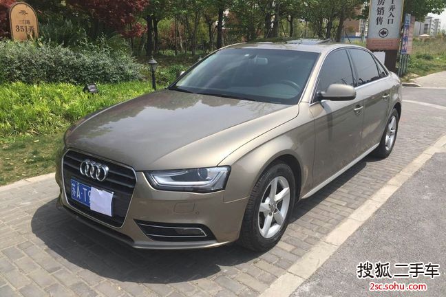 奥迪A4L2012款2.0TFSI 舒适型