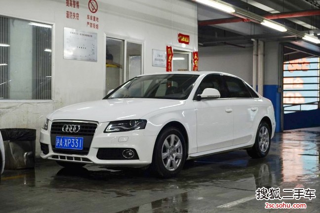 奥迪A4L2010款2.0TFSI 舒适型