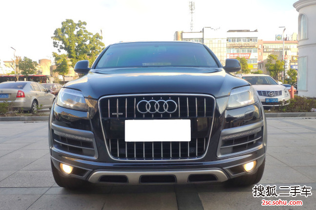 奥迪Q72013款35 TDI 专享型