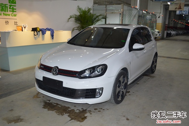 大众高尔夫GTI2012款2.0 TSI DSG 豪华版