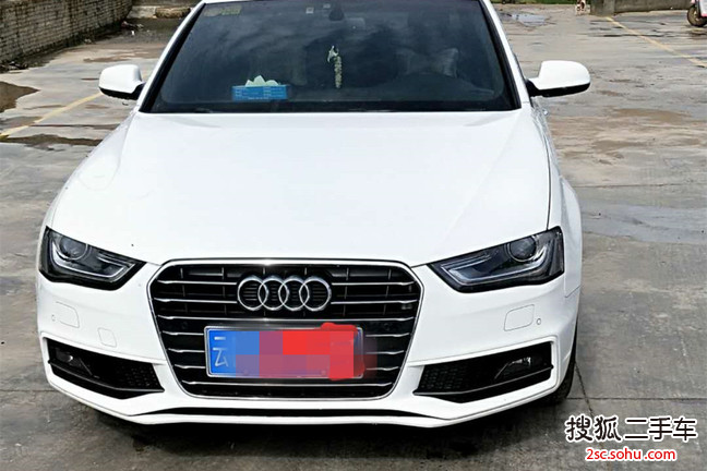 奥迪A4L2016款35 TFSI 自动豪华型