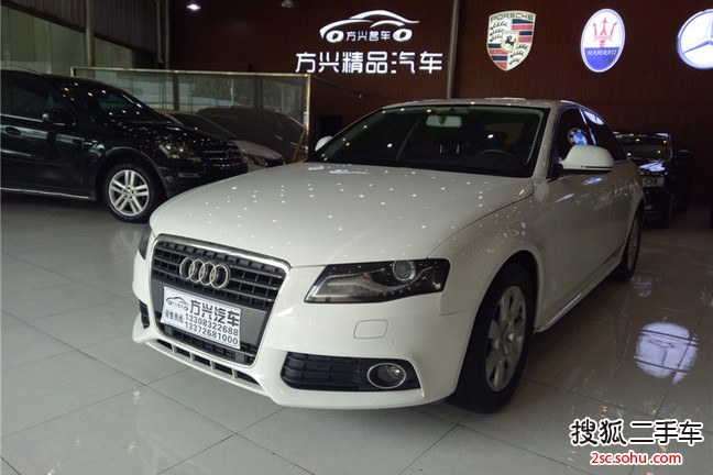 奥迪A4L2012款2.0TFSI 标准型