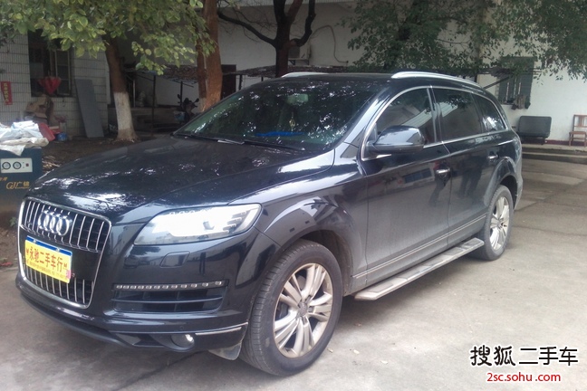 奥迪Q72011款3.0TFSI 舒适型(L)