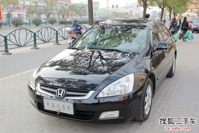 本田雅阁2005款3.0L V6 