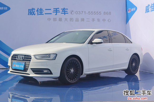 奥迪A4L2013款35 TFSI 自动豪华型