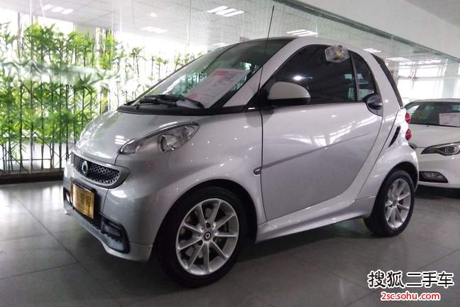 smartfortwo2014款1.0 MHD 硬顶城市光波激情版