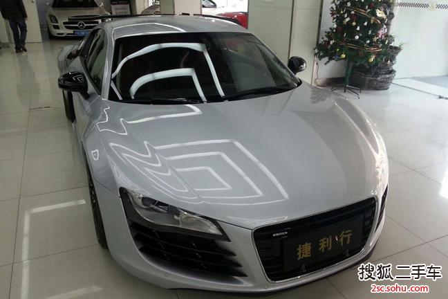 奥迪R82008款4.2FSI quattro