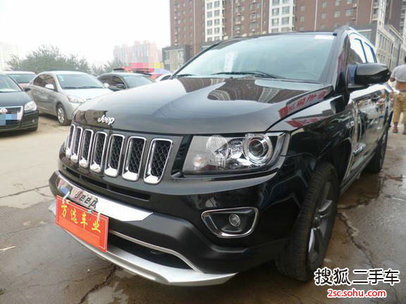 Jeep指南者2014款改款 2.4L 四驱舒适版