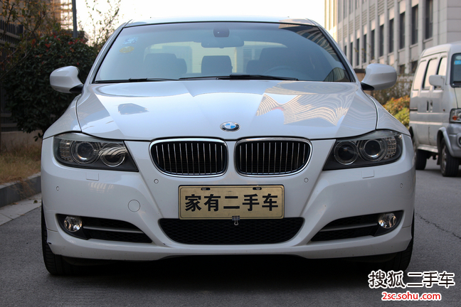 宝马3系2012款325i 豪华型