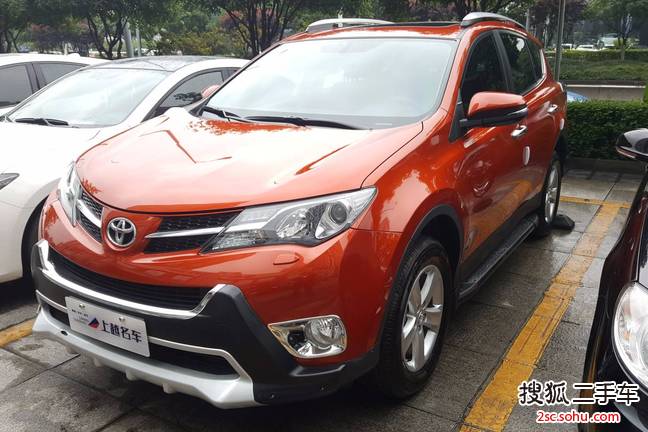 丰田RAV42015款2.5L 自动四驱精英版