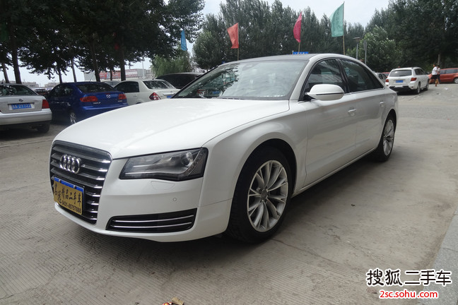 奥迪A8L2011款3.0TFSI low quattro 豪华型