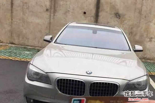 宝马7系2011款750Li