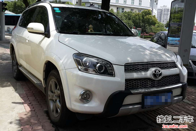 丰田RAV42012款炫装版 2.0L 自动四驱 