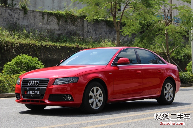 奥迪A4L2012款2.0TFSI 舒适型