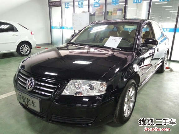 大众帕萨特2011款1.8TSI DSG尊荣版