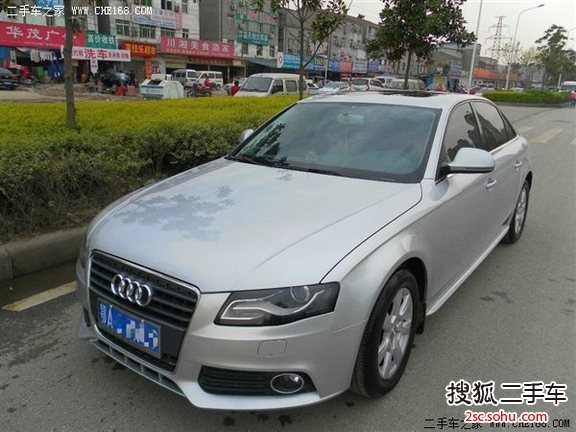 奥迪A4L2010款2.0TFSI 舒适型