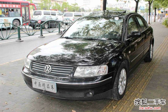 大众帕萨特领驭2005款1.8T 豪华型手自一体5速