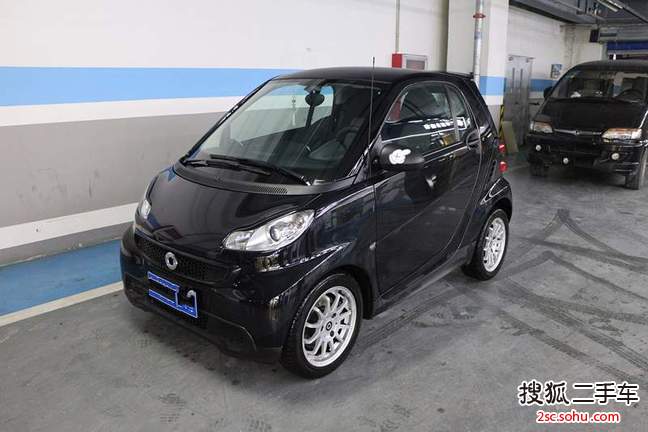 smartfortwo2014款1.0 MHD 敞篷城市光波激情版