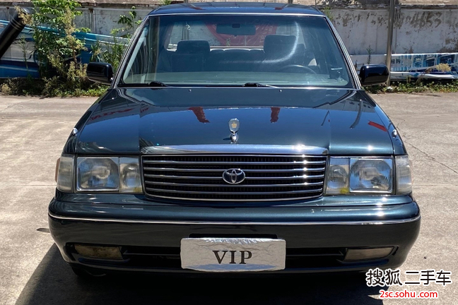 丰田皇冠2005款3.0L Royal Saloon G VIP