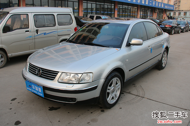 大众帕萨特领驭2004款2.8V6 豪华型自动5速