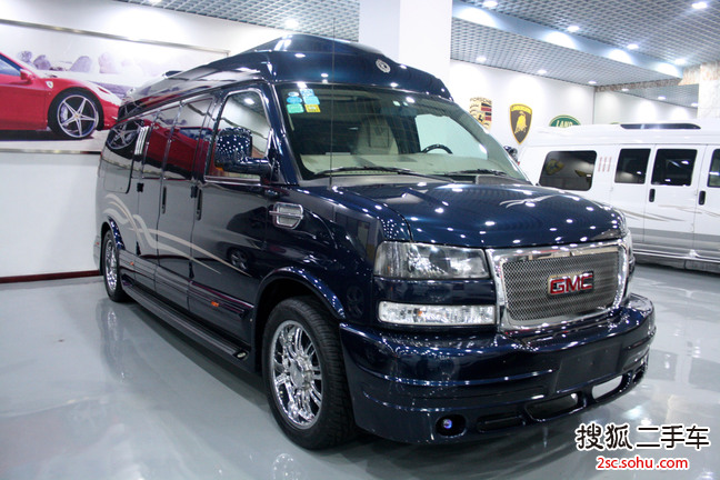 GMC Savana2013款6.0L 豪华隐私屏版7座