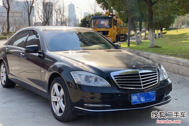 奔驰S级混合动力2010款S400 HYBRID