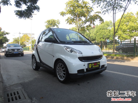 smartfortwo2011款1.0L MHD 硬顶标准版