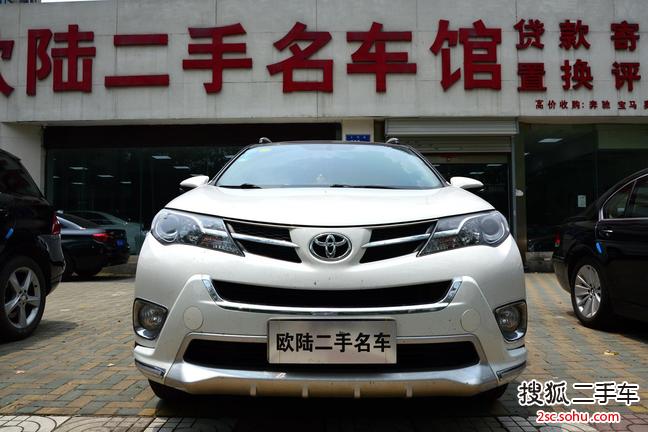 丰田RAV42015款2.0L CVT两驱都市版