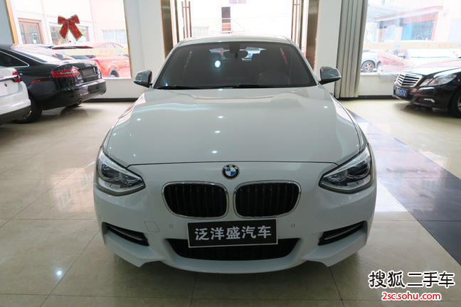 宝马1系2013款M135i 5门版