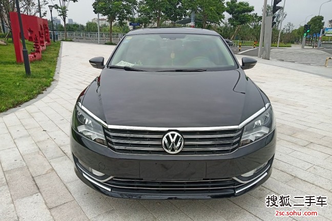 大众帕萨特2011款1.8TSI DSG御尊版